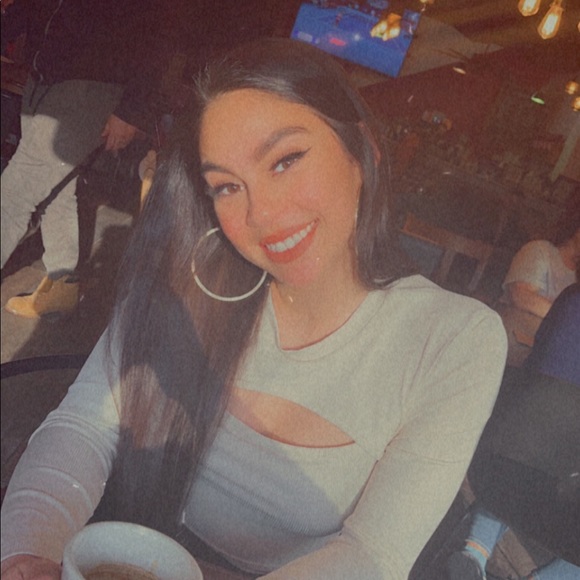 Meet your Posher, Eva - Picture 1 of 1